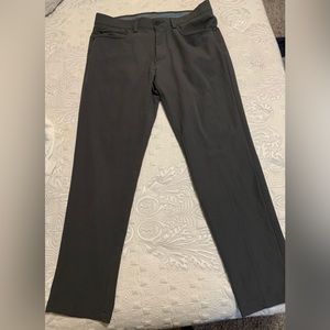 Haggar Slim-Fit Active Series Golf Pants